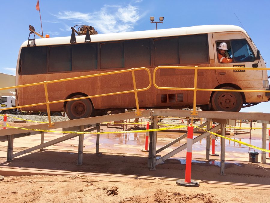 Washbay vehicle ramp
