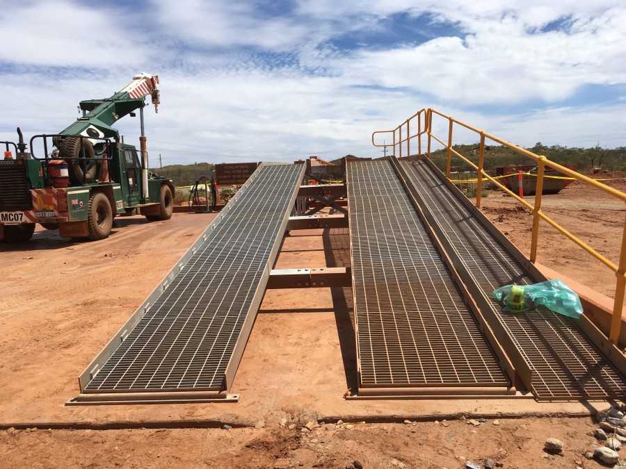 wash bay vehicle ramp